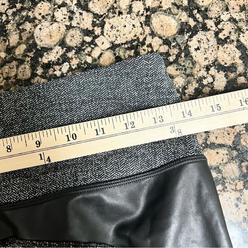 Athleta Herringbone Luxe Metro Drifter Faux Leather Leggings Size S - Picture 3 of 6